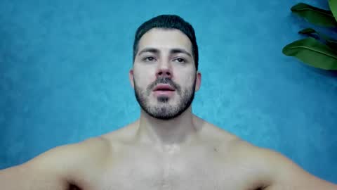 muscularmaster onlyfans online show from January 5, 5:38 pm