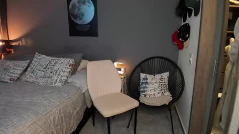 VALENTINA Luna  online show from April 21, 1:42 am