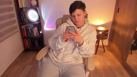 VALENTINA Luna  online show from February 25, 4:57 am