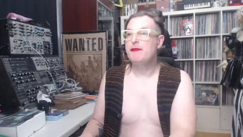 Muziknerd online show from April 3, 12:28 am