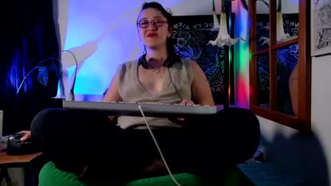 Mx. Anouk Divine online show from June 13, 1:16 am