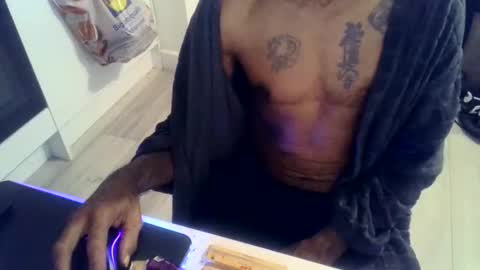 Snapshot of my432687 chatting on September 28, 8:40 pm my432687 online show from September 28, 8:40 pm