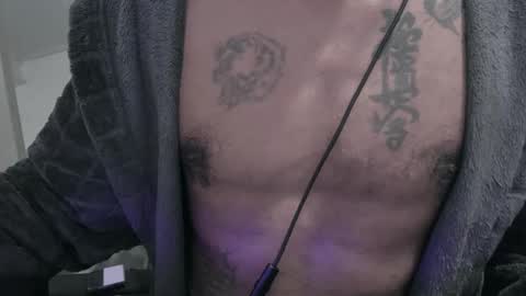 Snapshot of my432687 chatting on January 5, 11:22 pm my432687 online show from January 5, 11:22 pm