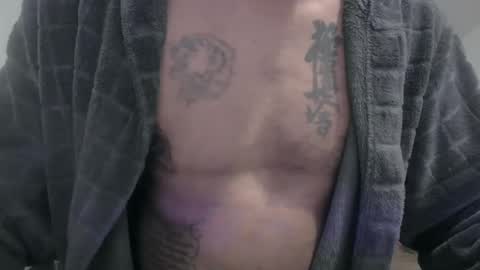 Snapshot of my432687 chatting on March 7, 1:09 am my432687 online show from March 7, 1:09 am