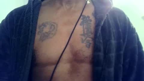 Snapshot of my432687 chatting on October 31, 10:10 pm my432687 online show from October 31, 10:10 pm