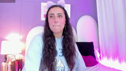 my_aleja_ online show from October 22, 3:24 pm