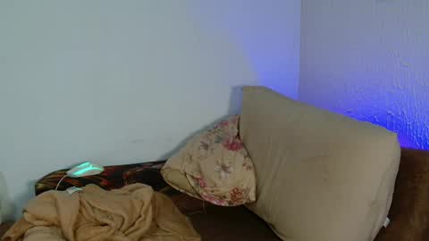 myamillor online show from April 17, 10:12 pm