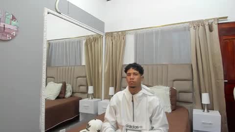 Myers   online show from February 12, 11:29 am