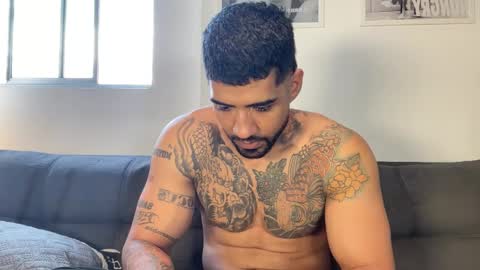 Myke esthetic online show from February 10, 9:40 pm