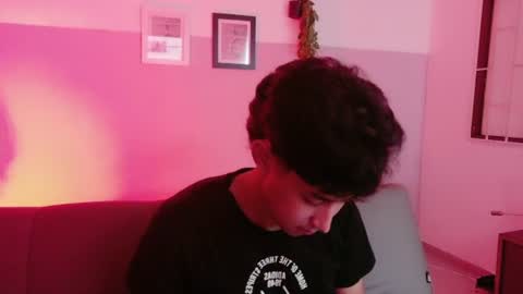 myke_magic online show from July 1, 4:32 am