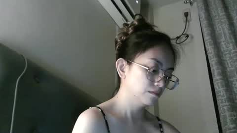 Lucie  online show from December 27, 2:01 pm