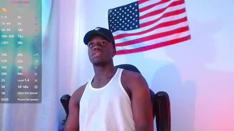Snapshot of mylowallacee chatting on October 17, 7:51 pm Mylo Wallace online show from October 17, 7:51 pm