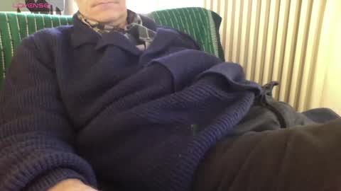 Bi sexy guy lovense hush is on private is open or password show tip if you like. online show from March 4, 7:30 am