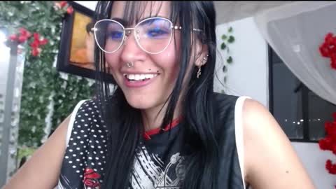 Snapshot of myomi_nix chatting on October 22, 3:21 am myomi online show from October 22, 3:21 am
