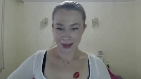 myst_velvet online show from July 19, 2:30 pm