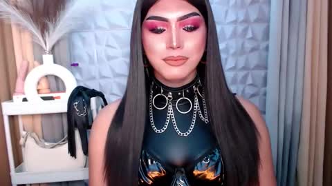 SUPPORT GODDESS TRISHA  AND DONT FORGET TO FOLLOW ME online show from October 27, 8:31 pm