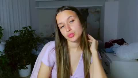 Eva online show from June 4, 8:26 pm