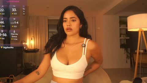 Nova online show from October 14, 6:44 pm