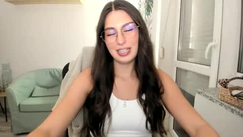 Nadiaaa006 online show from October 29, 6:52 pm