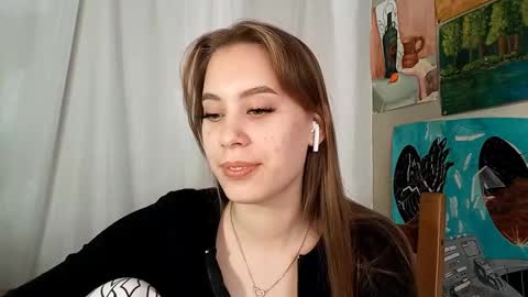 Snapshot of nadinenovosel chatting on September 26, 9:17 am Anna online show from September 26, 9:17 am