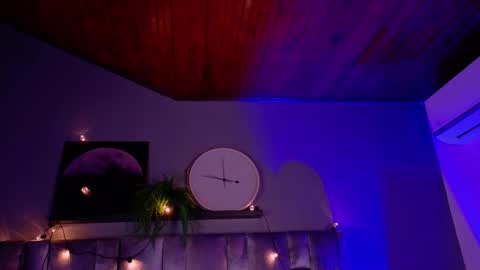  VICTORIA  online show from October 17, 7:51 pm