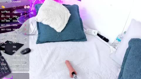 Nahomii online show from April 8, 11:41 pm