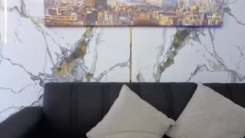 nahomy_smith23_aws online show from November 19, 11:47 pm