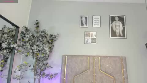 nahomycarterr online show from November 3, 7:37 pm