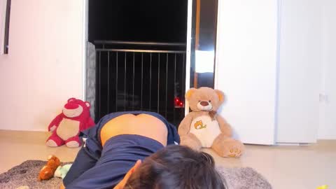  N A I M T H E  K I N G  online show from March 21, 4:18 am