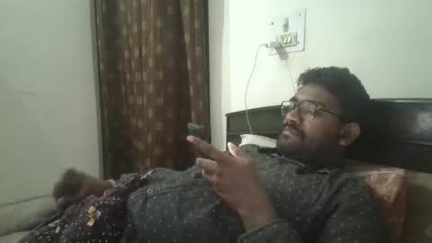 NAIRANANDU28 online show from April 9, 7:14 am