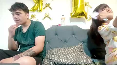 naisha and axel2 online show from April 11, 7:18 pm