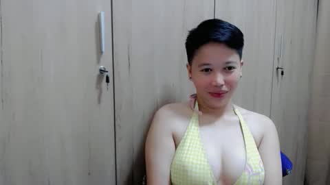 Melinda online show from December 1, 9:46 pm