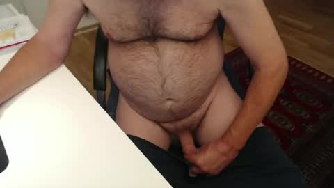 Nakedwanker10 online show from May 13, 4:22 am