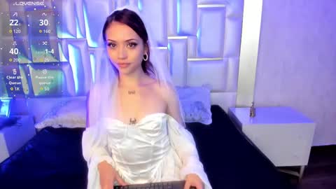 ----Namea------ online show from October 4, 7:44 pm