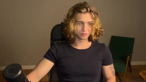 Georges online show from August 5, 8:39 pm