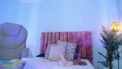 Nana levy online show from November 13, 7:11 am