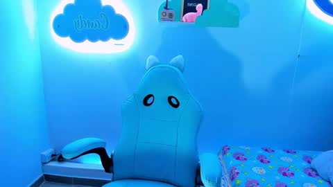 nanami_owo online show from September 14, 6:04 am