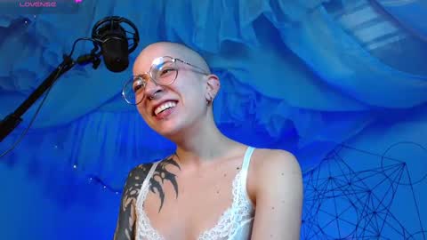 Alma  Maria online show from September 13, 5:32 am