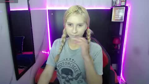 nancy blonde online show from June 28, 3:19 pm