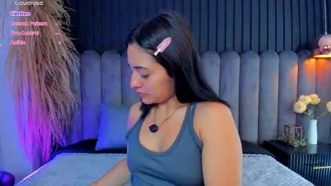 Nanda online show from April 18, 9:04 pm