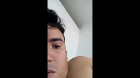 nando199628 online show from December 5, 6:38 pm