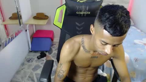 nando_col online show from October 4, 7:11 pm