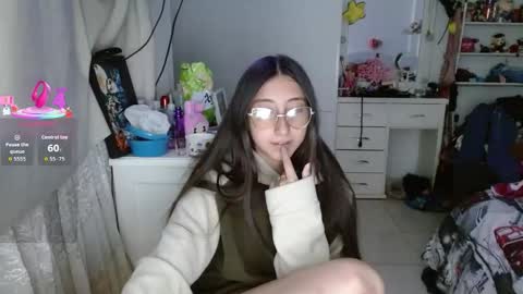 nanylux online show from January 9, 3:01 am