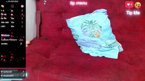 naomi_powel online show from January 18, 5:16 am