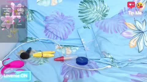 naomi_powel online show from October 21, 2:54 pm