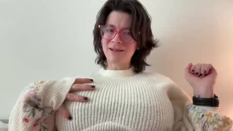 Naomi Reah online show from December 15, 4:36 pm