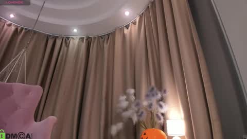 Naomi online show from November 3, 1:50 am