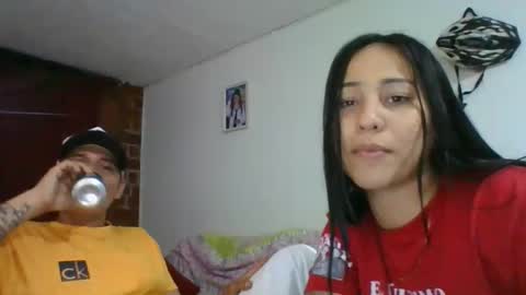 Mia online show from November 2, 9:42 am