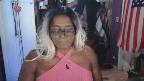 Naomi online show from November 25, 4:50 pm