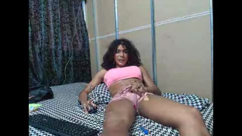 naomiwildburn online show from January 10, 9:31 pm